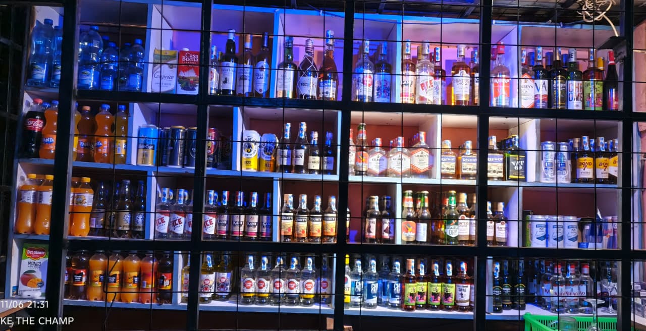 Prestige Bar & Lounge